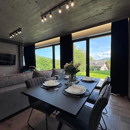 דירה Apartamenty Szczyrk שצ'צ'ירק